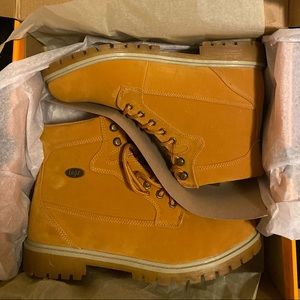 Men’s (Lugz) boots.